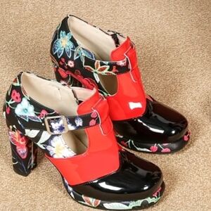 Floral Red and Black Women's Shoes